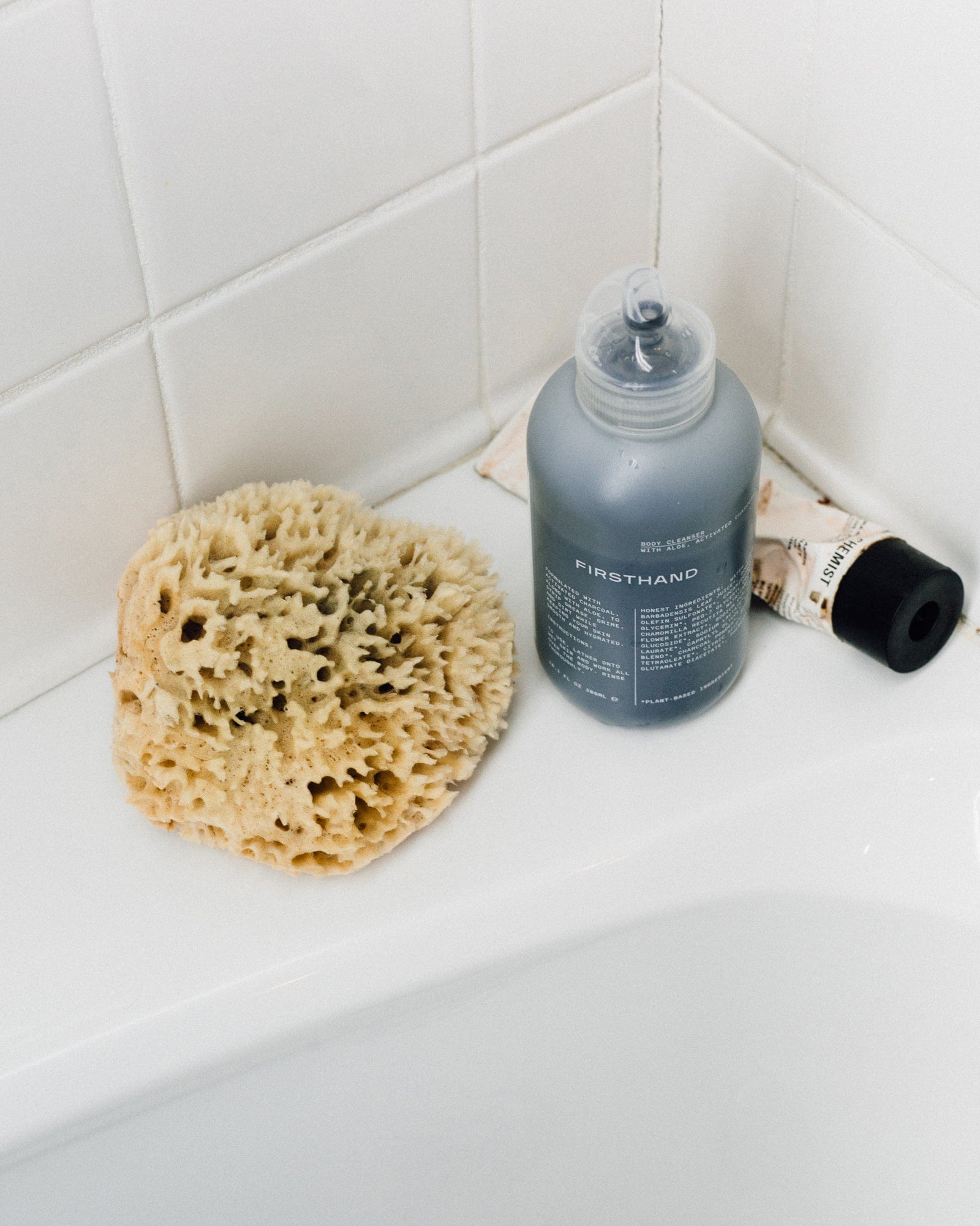 The Clean Body Set: Body Cleanser + Natural Sponge